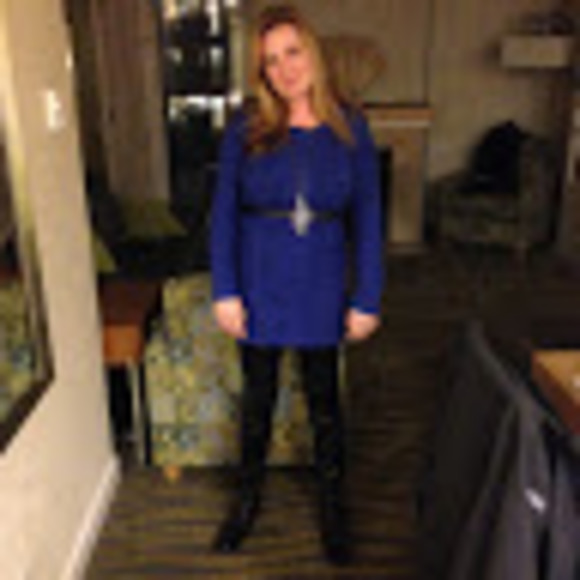 Meet your Posher, Lori - Picture 1 of 1